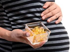 Supplementation is linked to a reduction in risk of persistent wheeze and asthma in offspring. Supplementation is linked to a reduction in risk of persistent wheeze and asthma in offspring.