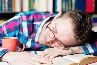 There was a large improvement in daytime sleepiness with surgical weight loss interventions. There was a large improvement in daytime sleepiness with surgical weight loss interventions.