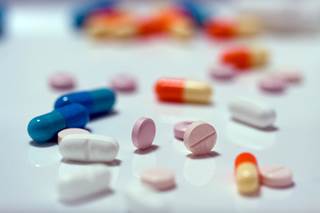 The agency will now give priority reviews to new generic drugs until there are at least 3 available. The agency will now give priority reviews to new generic drugs until there are at least 3 available.